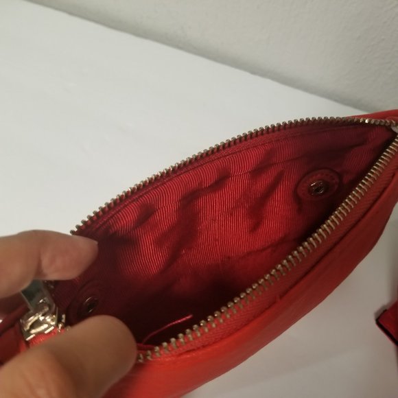 Womens Express Red Wristlet Wallet with Removable Pouch and Strap - Picture 6 of 7